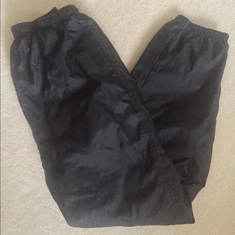 Men’s Snow Pants (very small more like a junior or women’s size m)